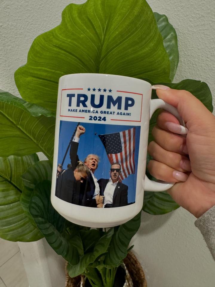 Trump 2024 Make America Great Again 15oz Coffee Mug