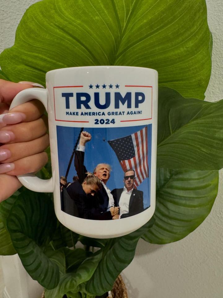 Trump 2024 Make America Great Again 15oz Coffee Mug